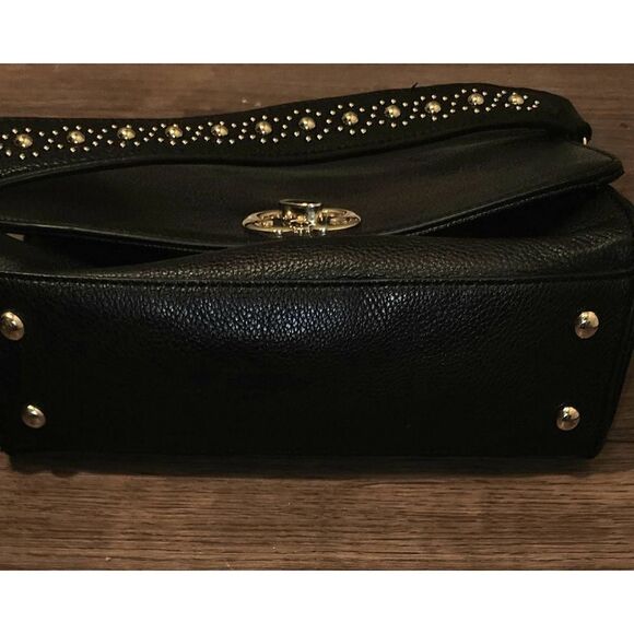 Emma
Fox Diva Purse   - Picture 4 of 11